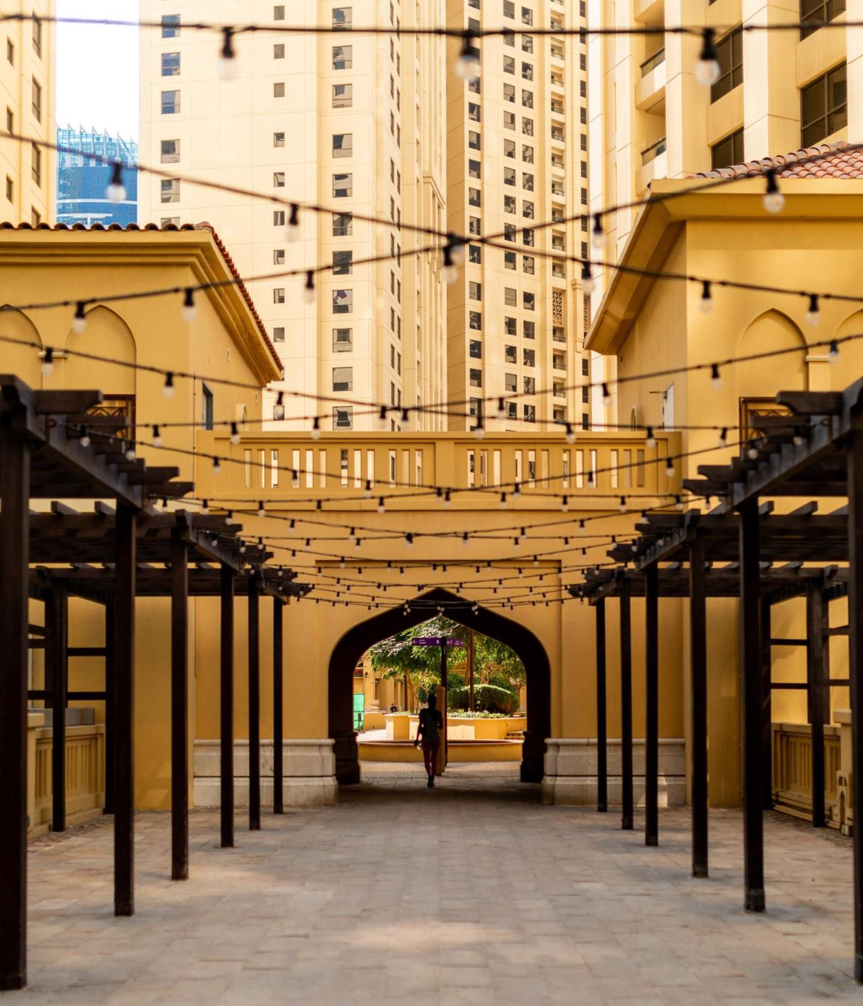 Apartamento Happy Academia Jbr Dubái Exterior foto
