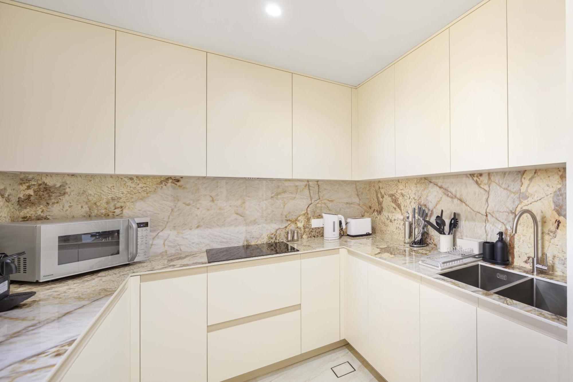 Apartamento Happy Academia Jbr Dubái Exterior foto