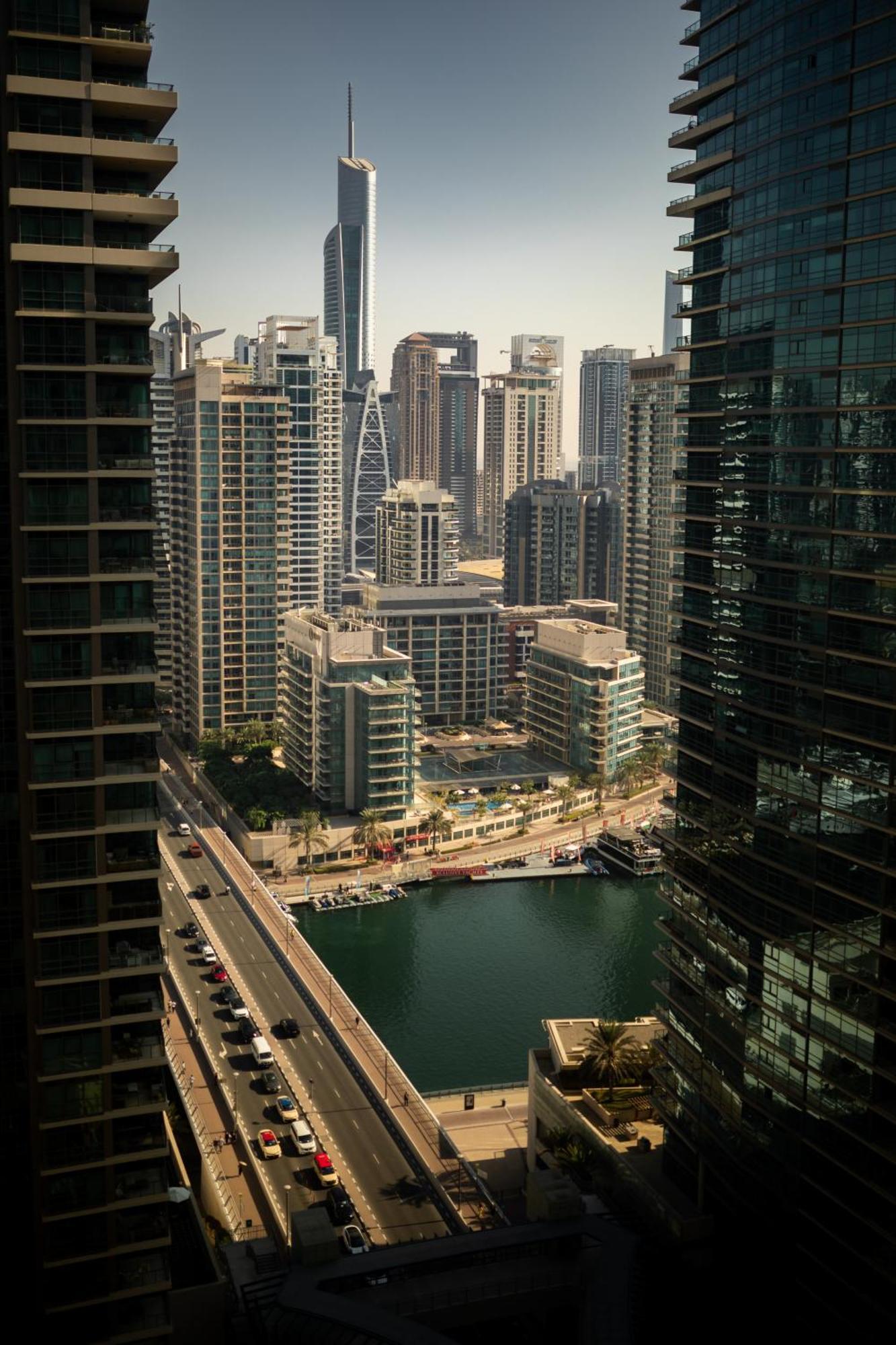 Apartamento Happy Academia Jbr Dubái Exterior foto